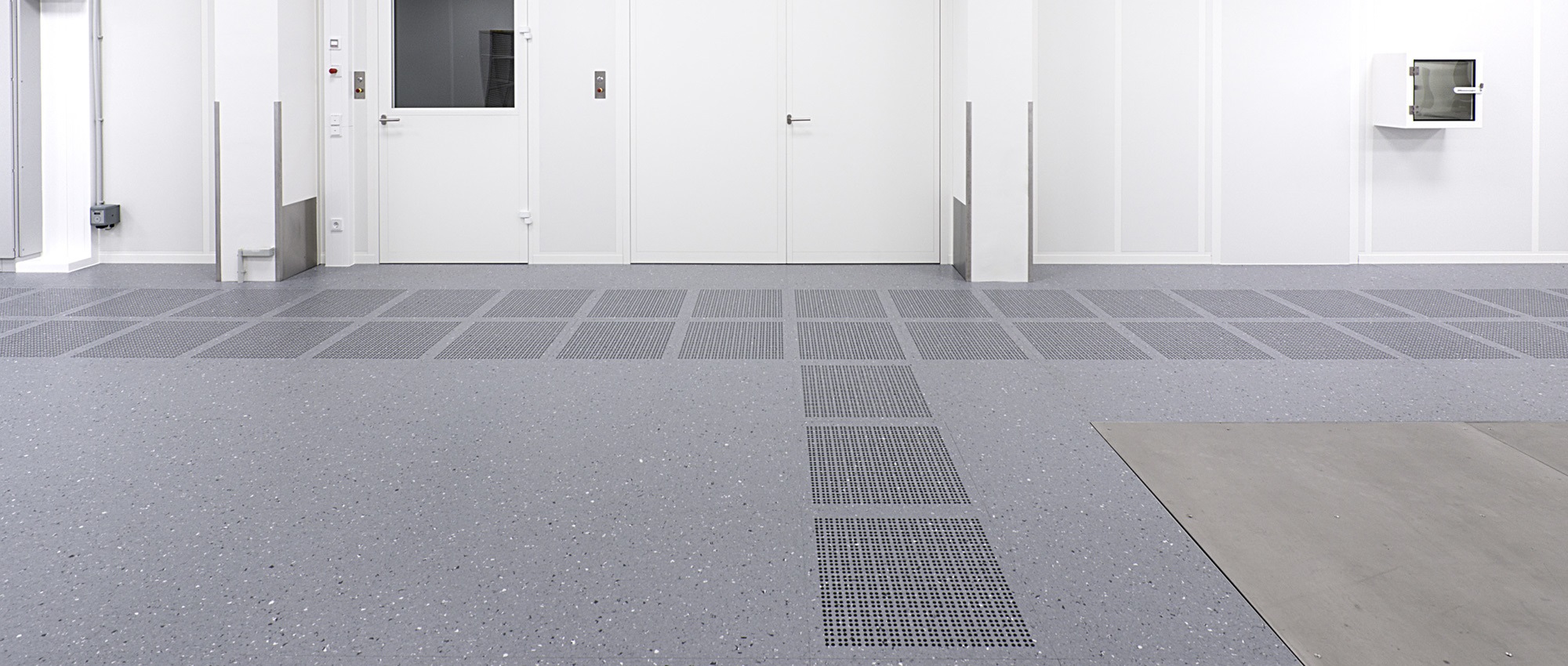 Raised Floor System Main View